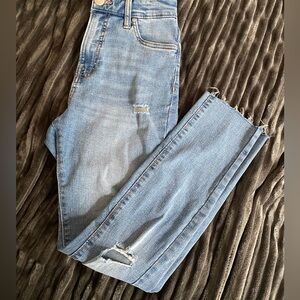 High waisted skinny ripped jeans perfect condition